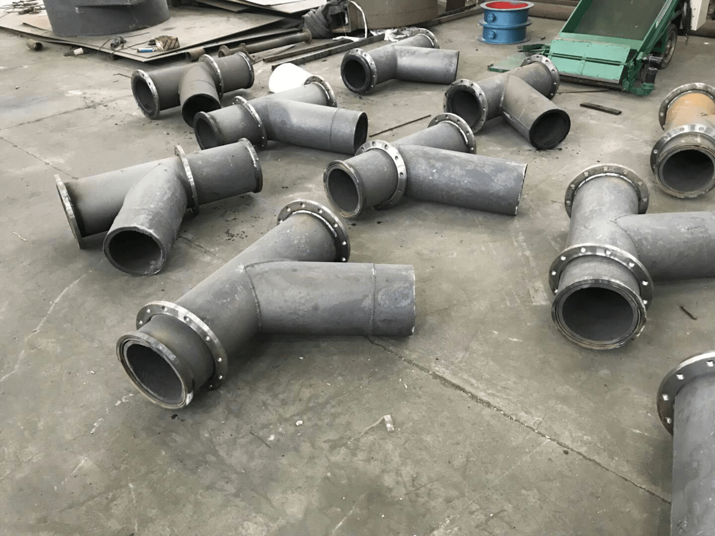 你們要的耐磨管道來了，到底哪種更能滿足你！