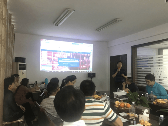 馮會(huì)長對(duì)江蘇江河機(jī)械的網(wǎng)絡(luò)進(jìn)行扒皮