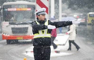 安全無(wú)小事，人人需注意