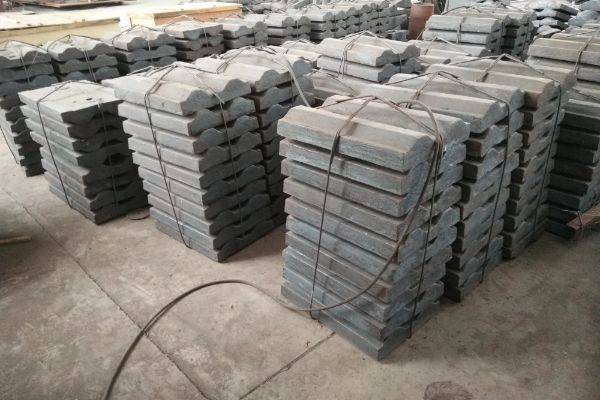 稀土合金耐磨板材質有哪些